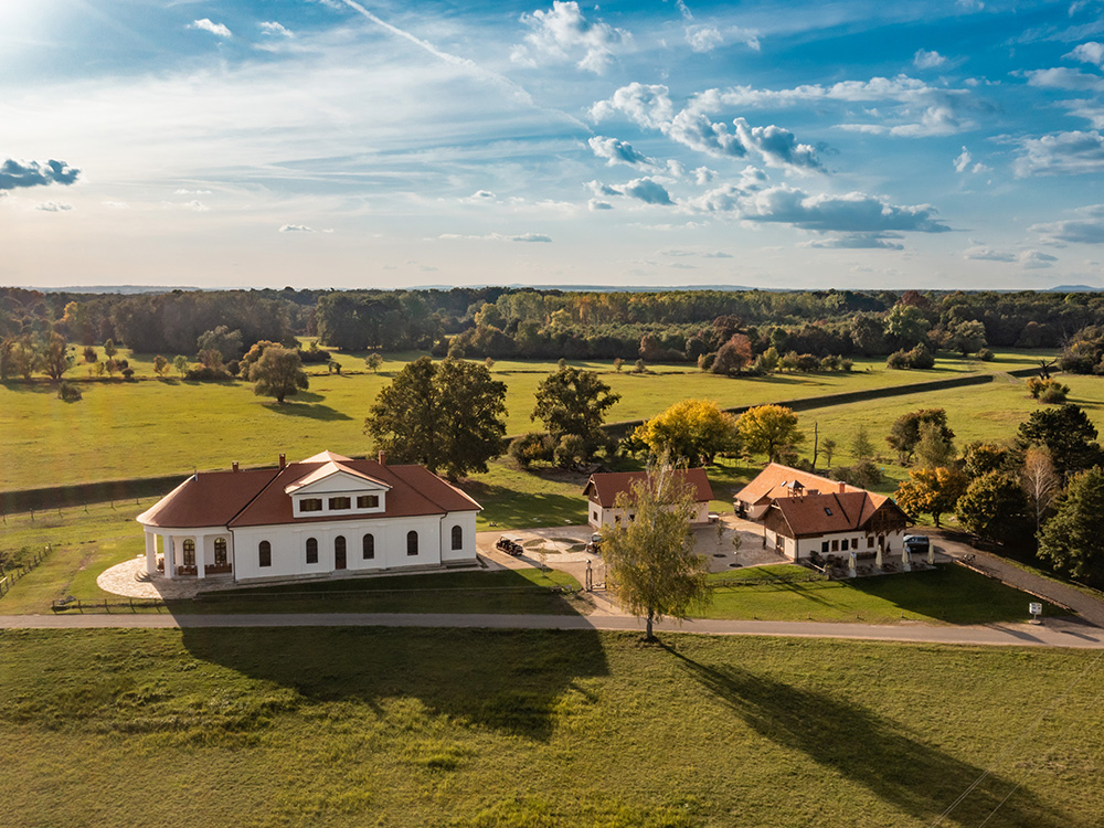 Chateau Lány