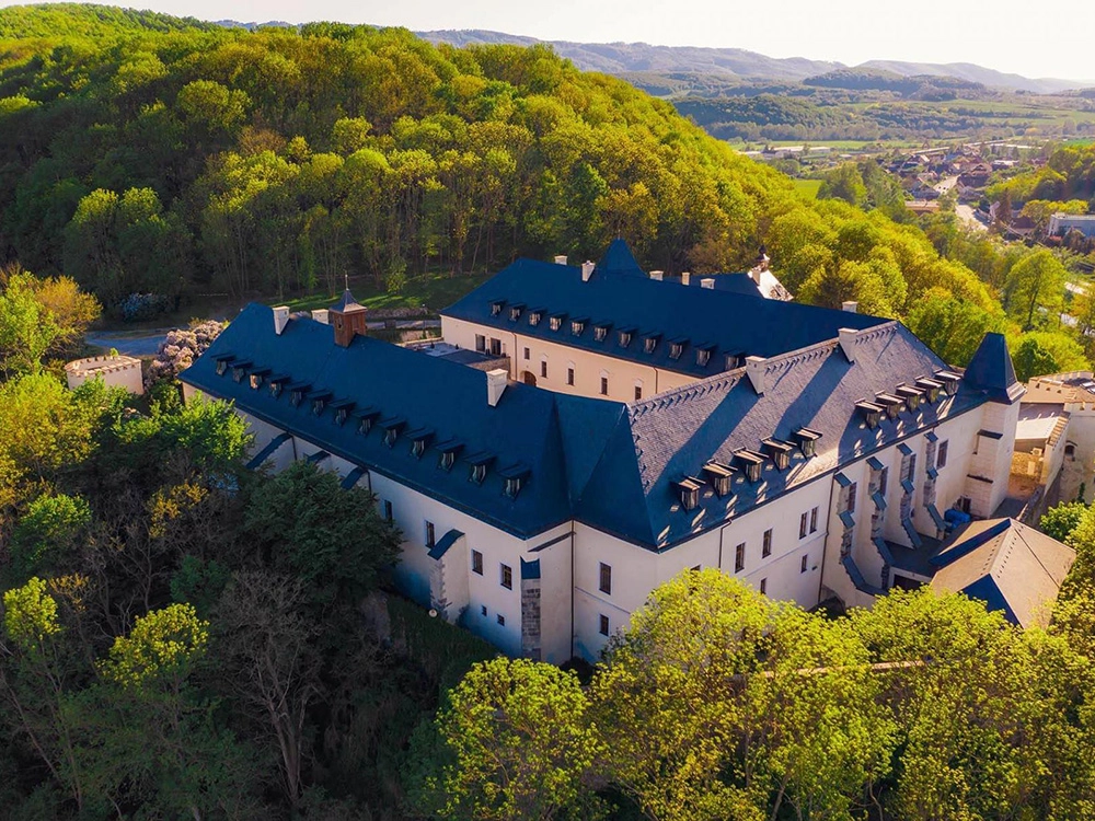 Hotel The Grand Vígľaš